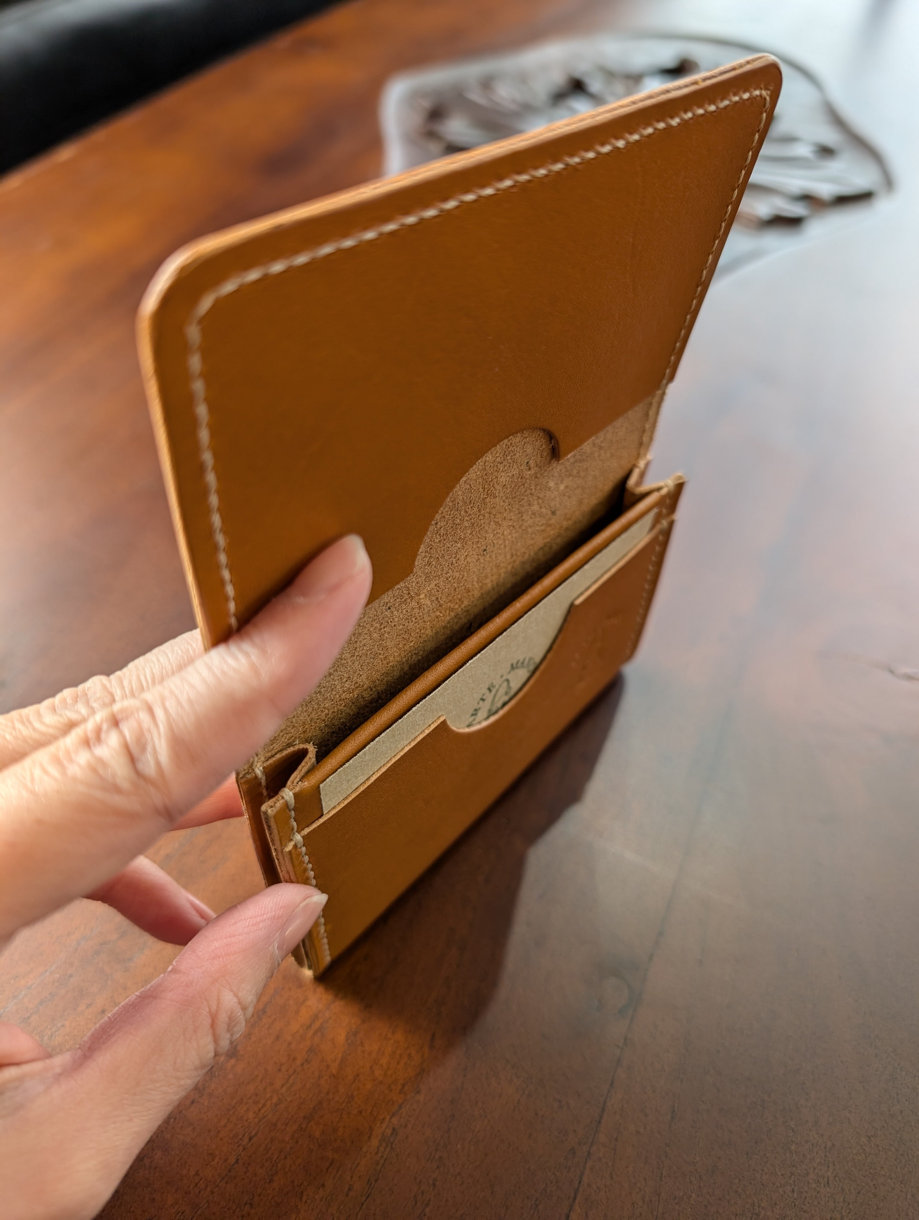 全て手作りの一点もの革小物】マチ付き名刺入れ・カードケース～アルテ