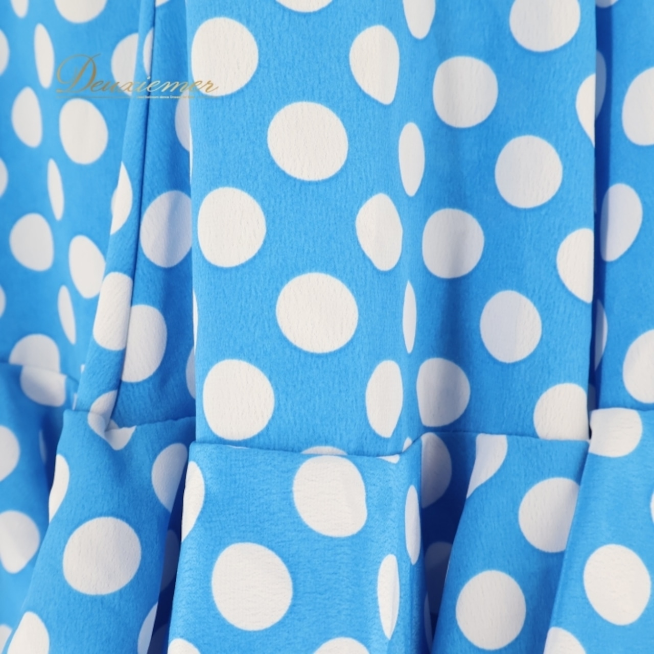 フラメンコ 衣装 ファルダ スカート シージョ 水玉 フリル ボランテ ドット 水色 白 かわいい ダンス パーティ 発表会 舞台 ステージ ホワイト系 ブルー系 子供用 おしゃれ コスチューム フレア かわいらしい フォーマル ステージ衣装 パフォーマンス