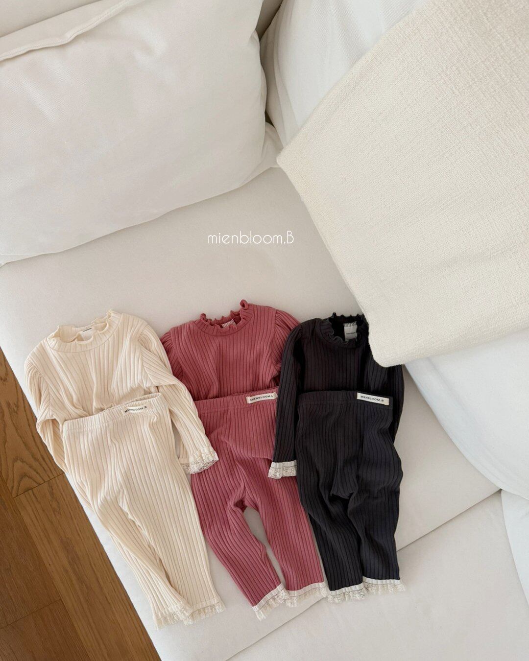 送料無料【予約】/ kidsレースリブTシャツ / mienbloom