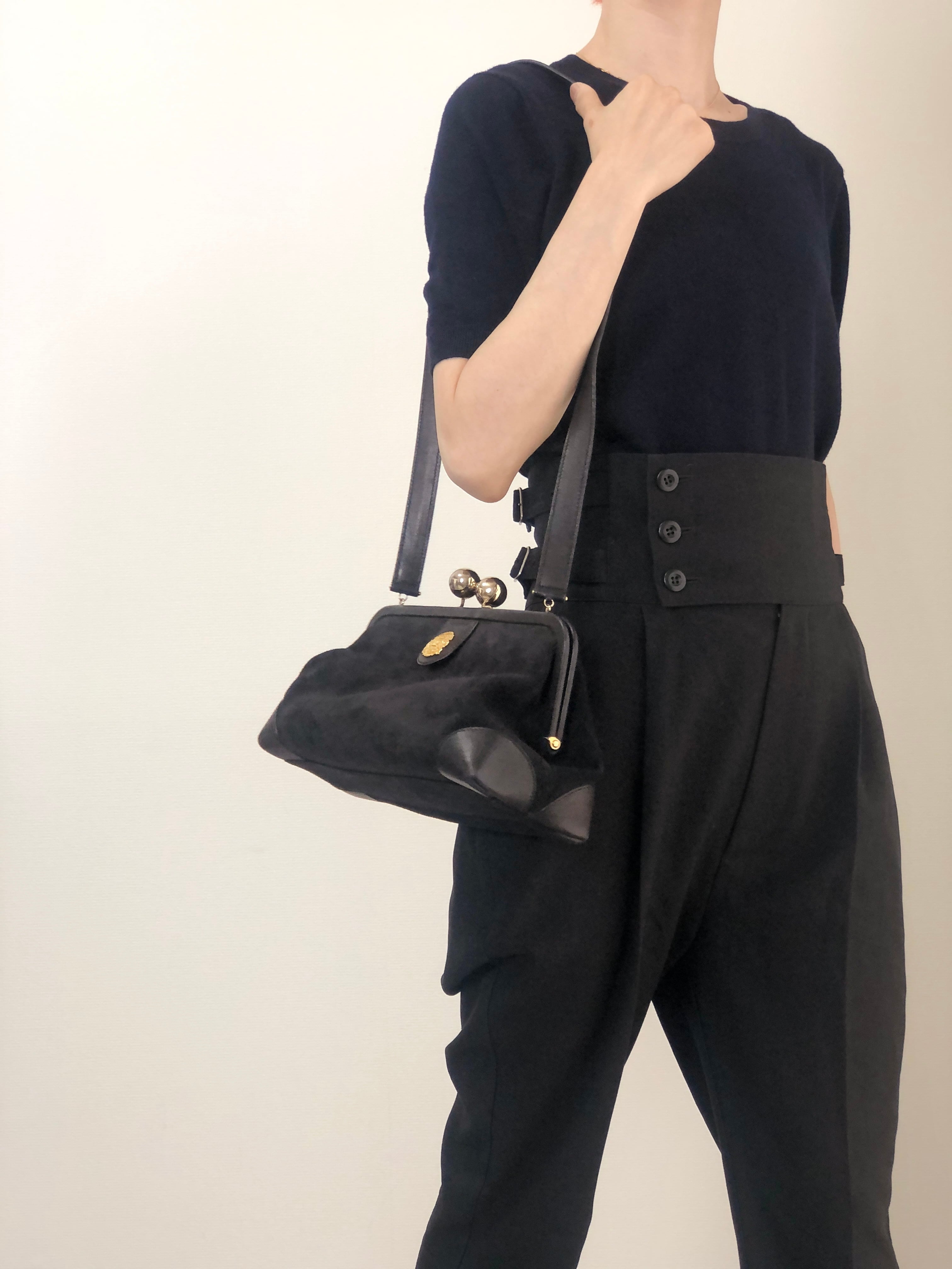 CELINE セリーヌ ショルダーバッグ ブラック トリオンフ スウェード