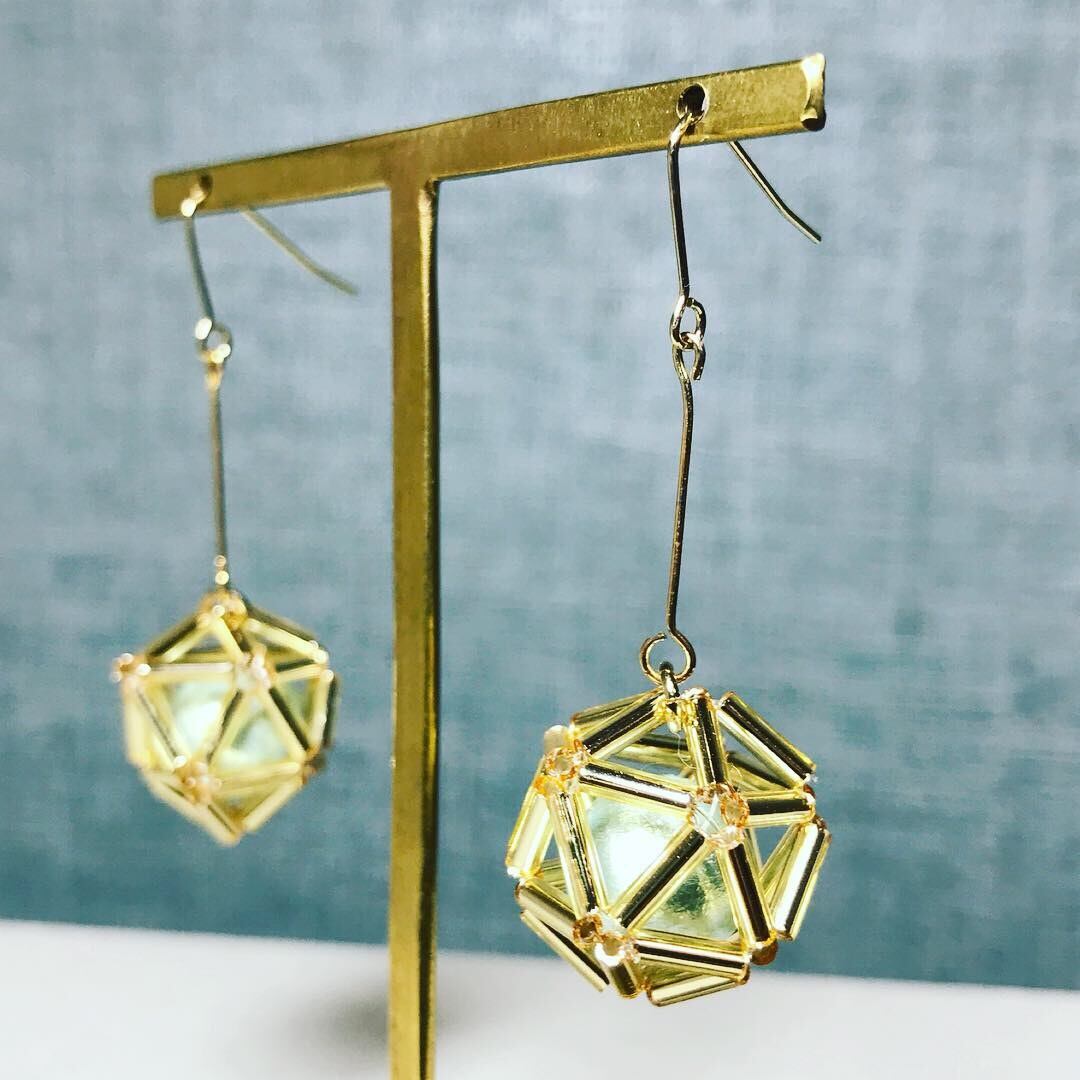 0047:くす玉 コットンパールピアス