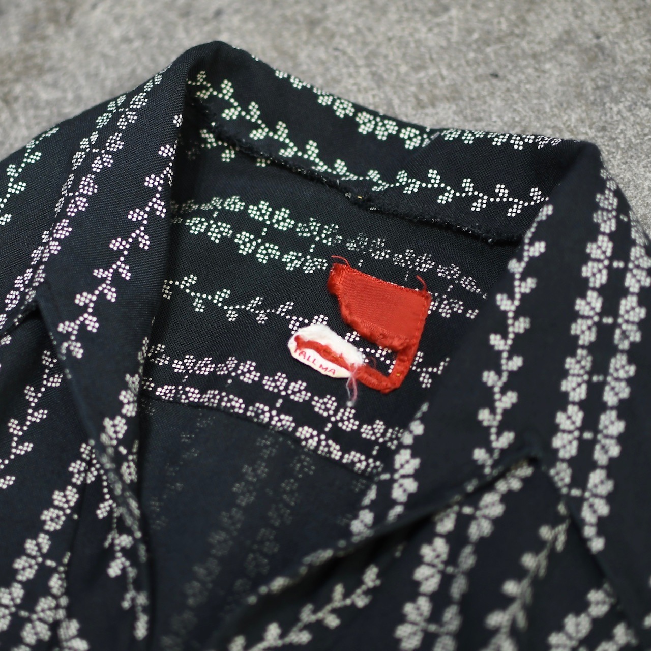 70's botanical stripe pattern pullover shirt