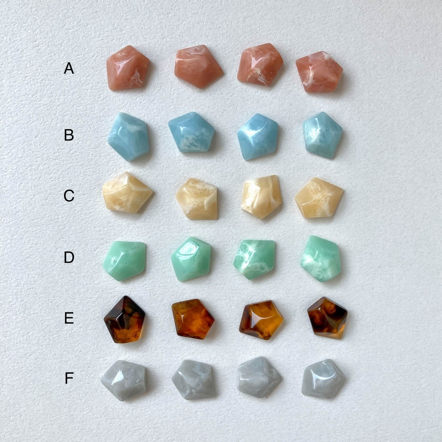 100個 オパール風 いびつパーツ 100個 オパール風 いびつパーツ