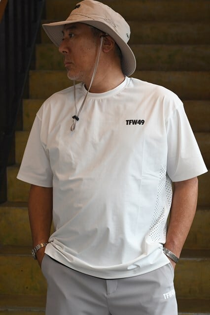 TFW49 PUNCHED MESH SLIM FIT CREW NECK T | satisfaction