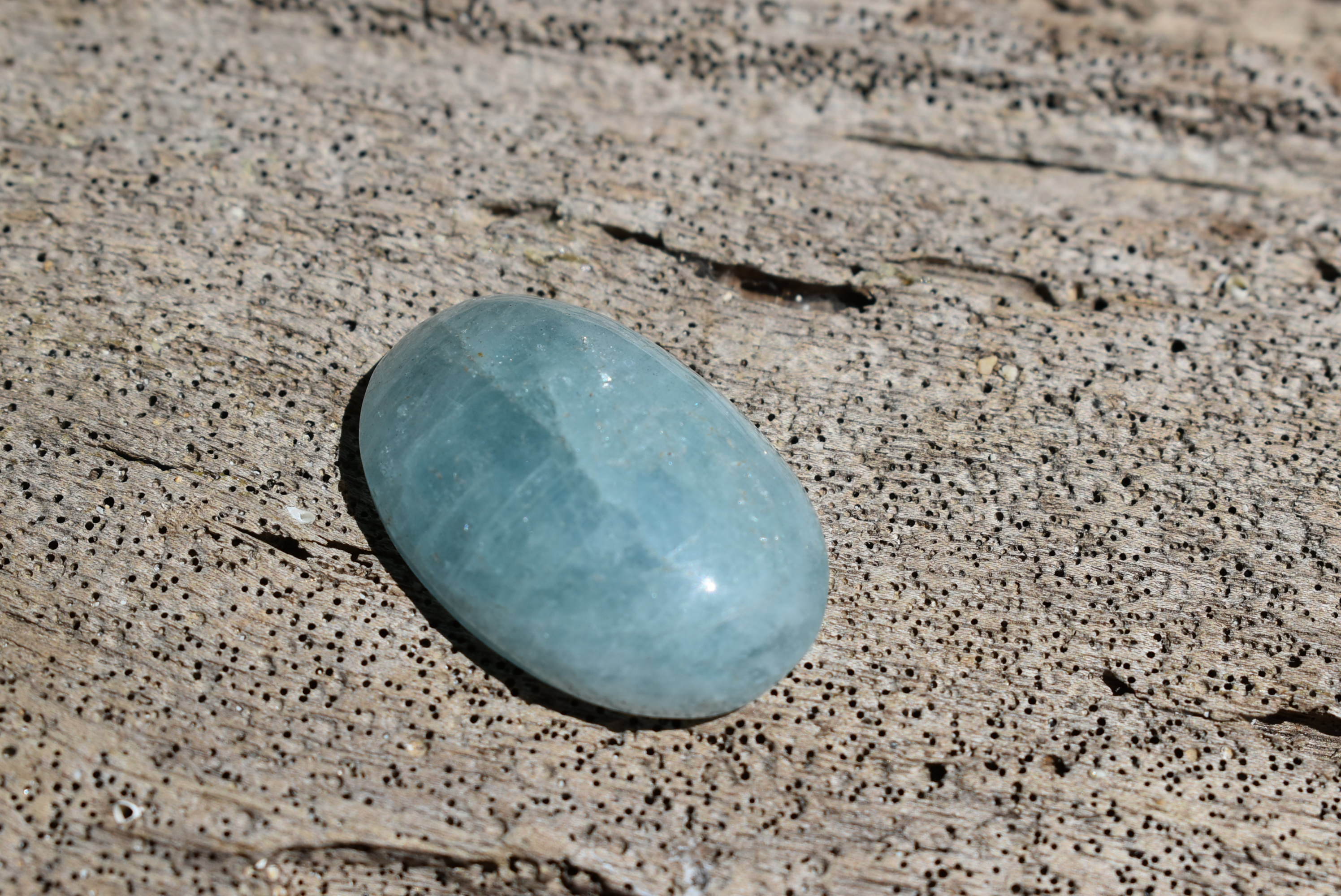 どっしり水晶☆アクアマリン ルースaqu003 | Funky garuda Stone