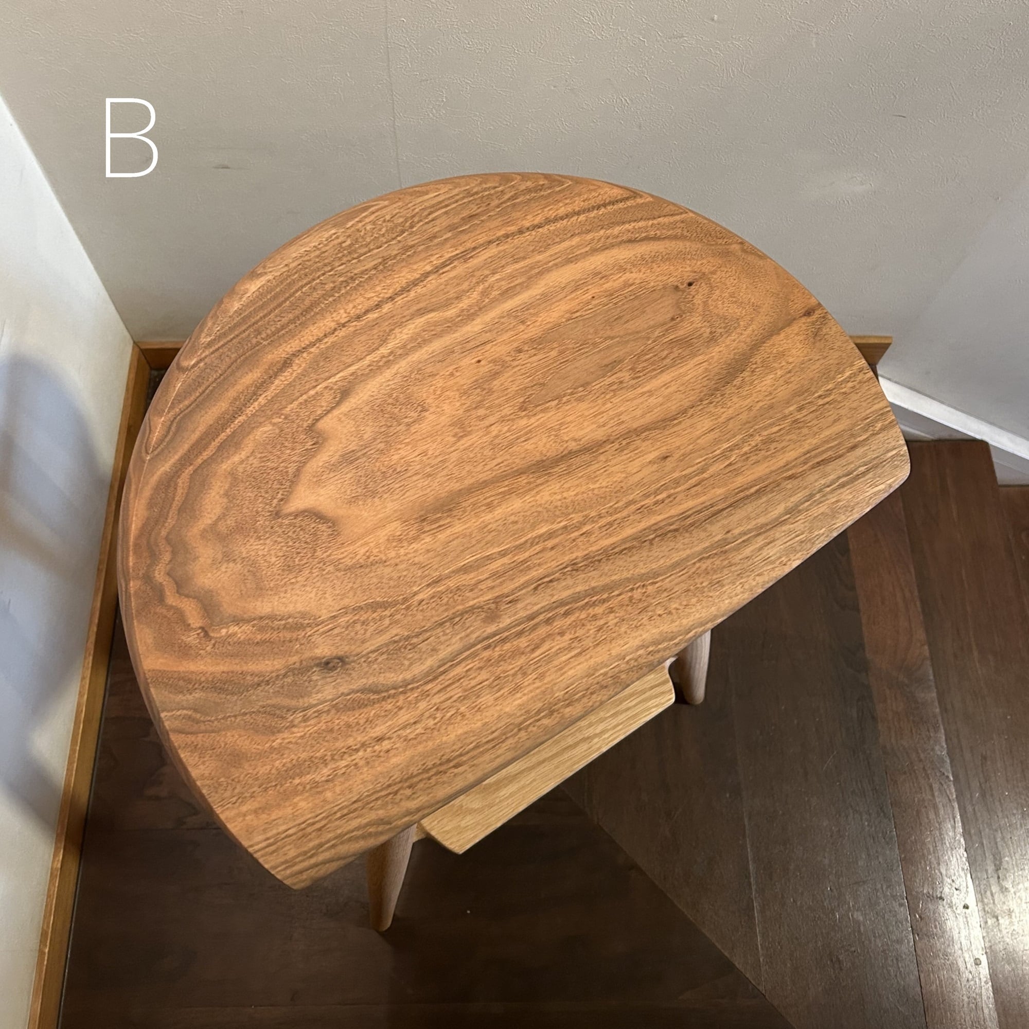 ムーンカウンタースツール Moon counter stool | 飛騨高山 家具工房