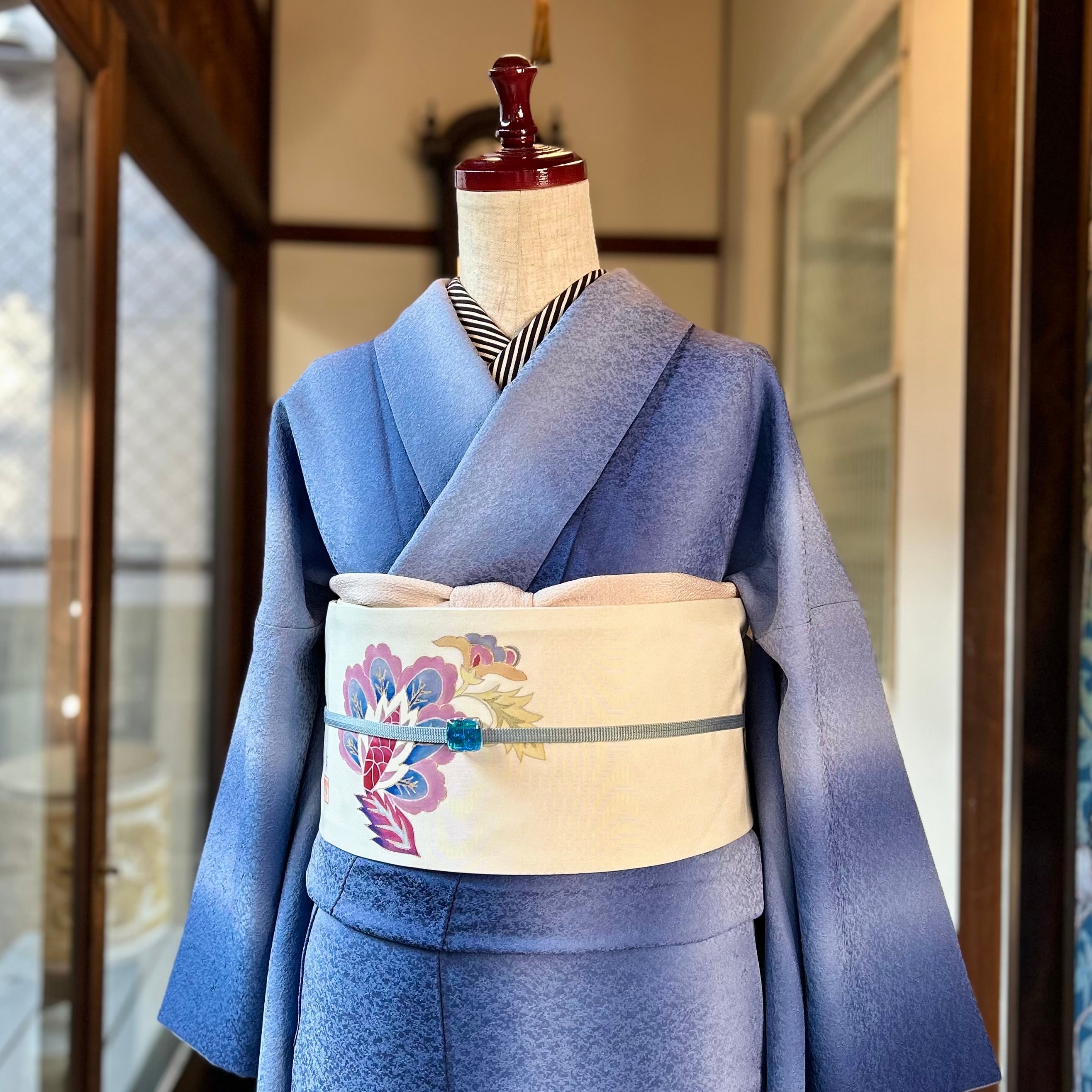 みこ　紬小紋＊袷着物　格子絣　ベージュ　9TY13 ただお召しになる方の為だけを思い生まれた手紡ぎ草木染紬「三才山紬