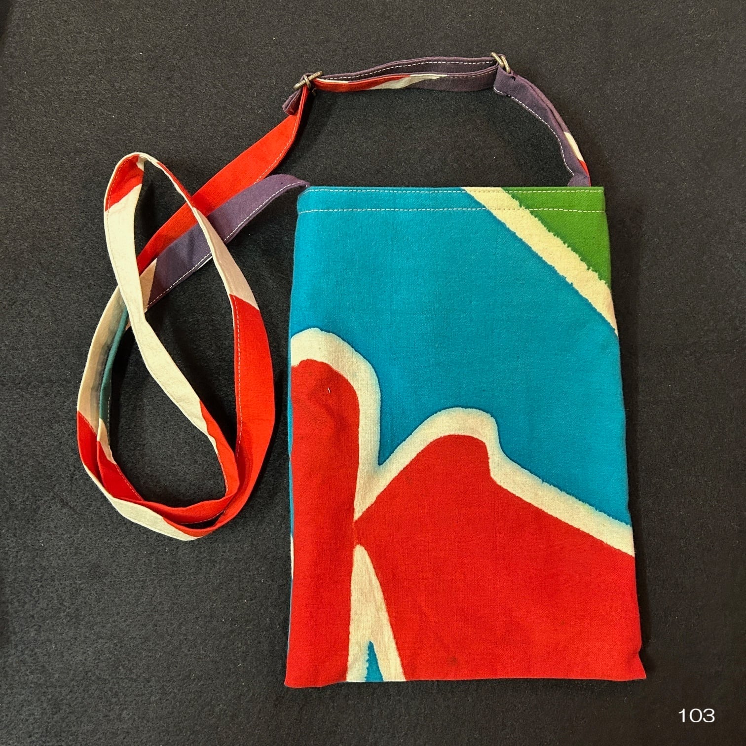 大漁旗 サコッシュB うみはくオリジナル | 海の博物館ミュージアムショップ