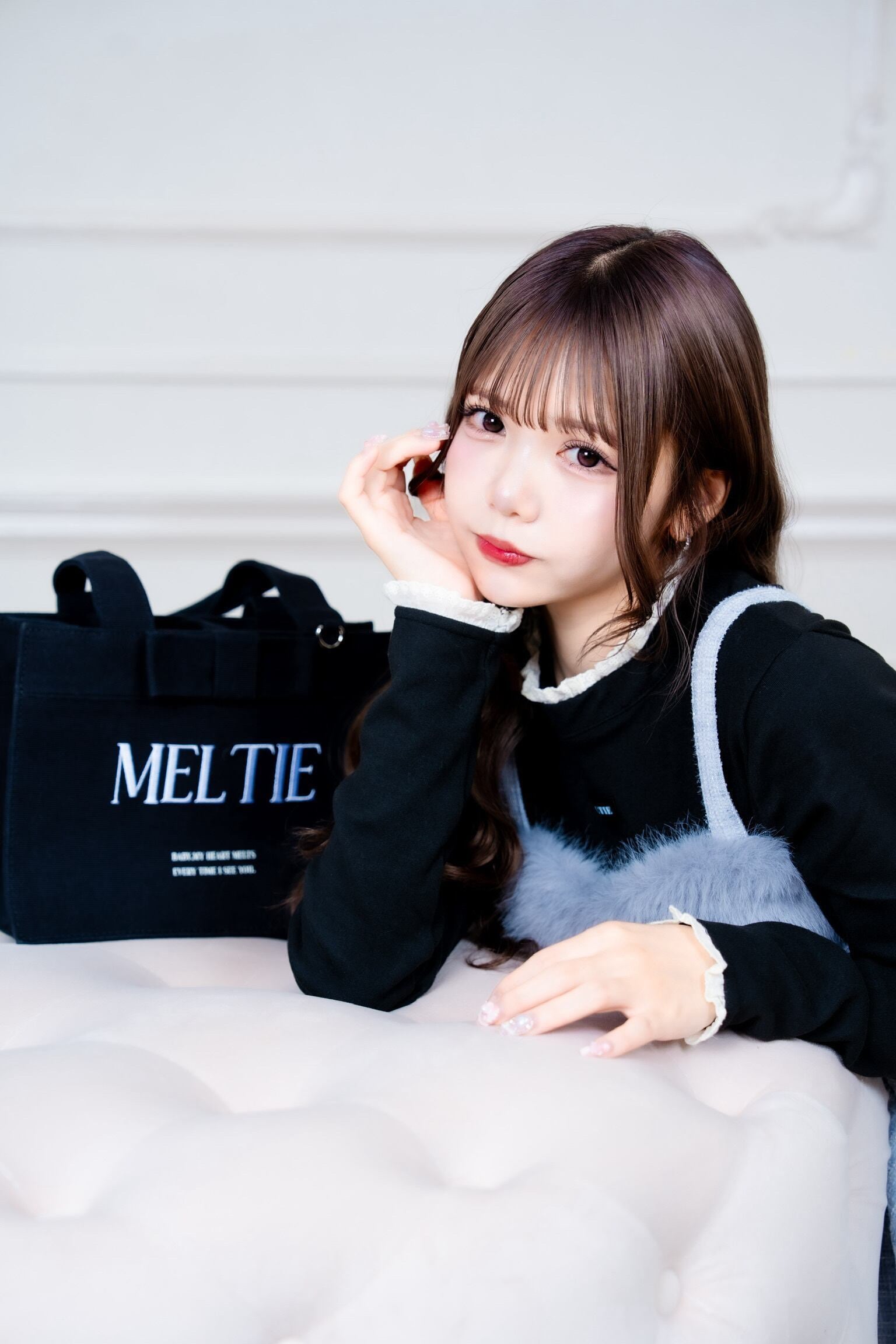 ribbon canvas tote bag〈MEDIUM〉