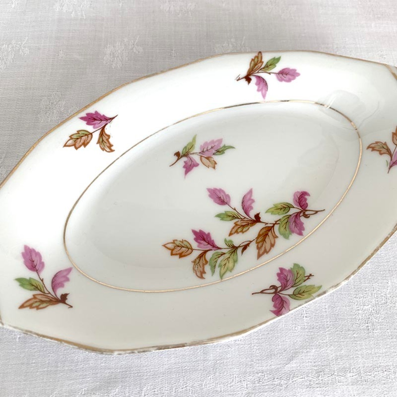 リモージュ　小皿　オーバルプレート　カラフル秋色葉っぱ柄　ラヴィエ 12TWcs12