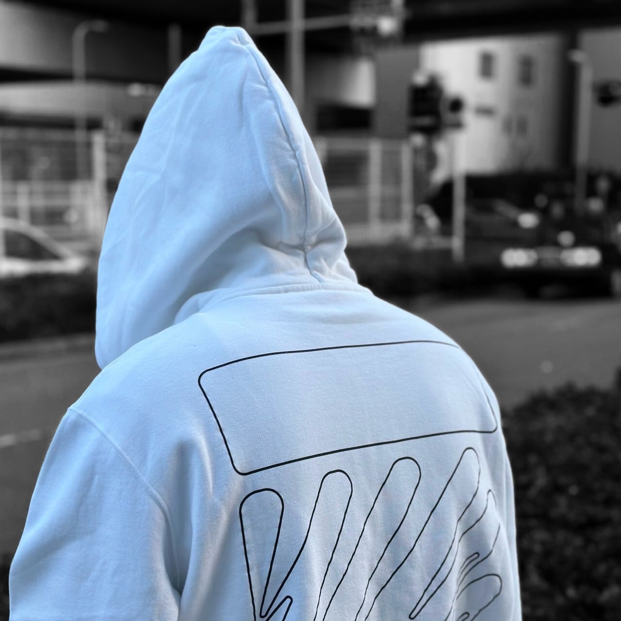 よろしくお願いします【Off-White】WAVE OUTL SLIM HOODIE 黒XXLサイズ