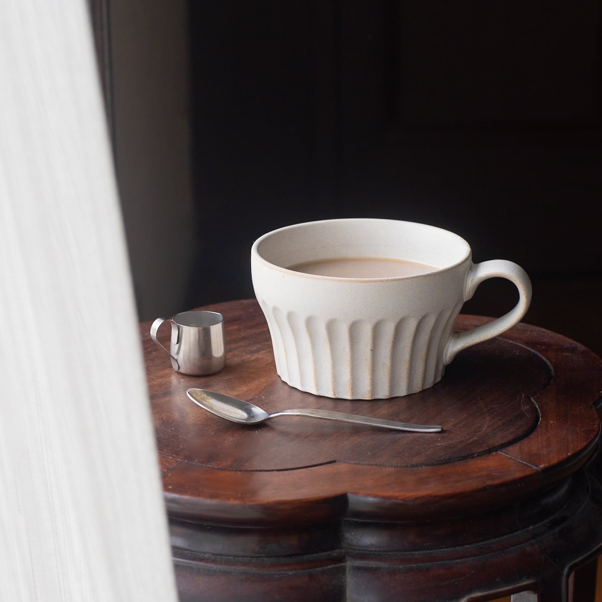 カフェ風のカップ【白・スープ】 | Kamani | 多治見で営む 美濃焼器の