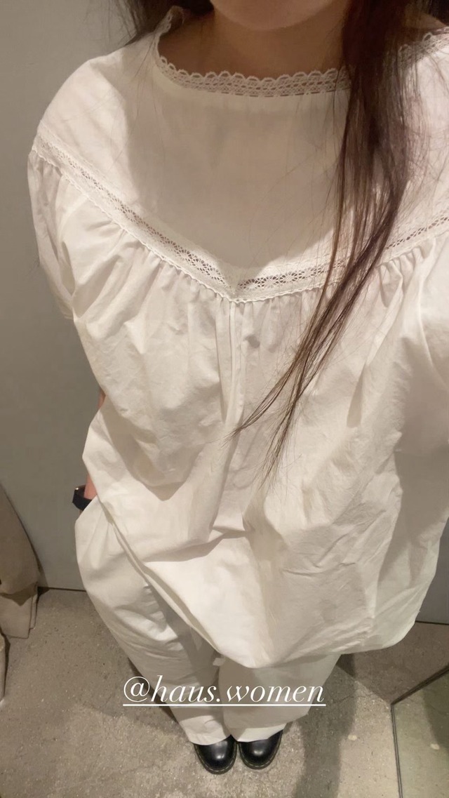 (即納) HAUS / Mos lace blouse 1color