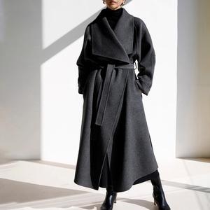 Large square collar gown type coat 000577 Large square collar gown type coat 000577