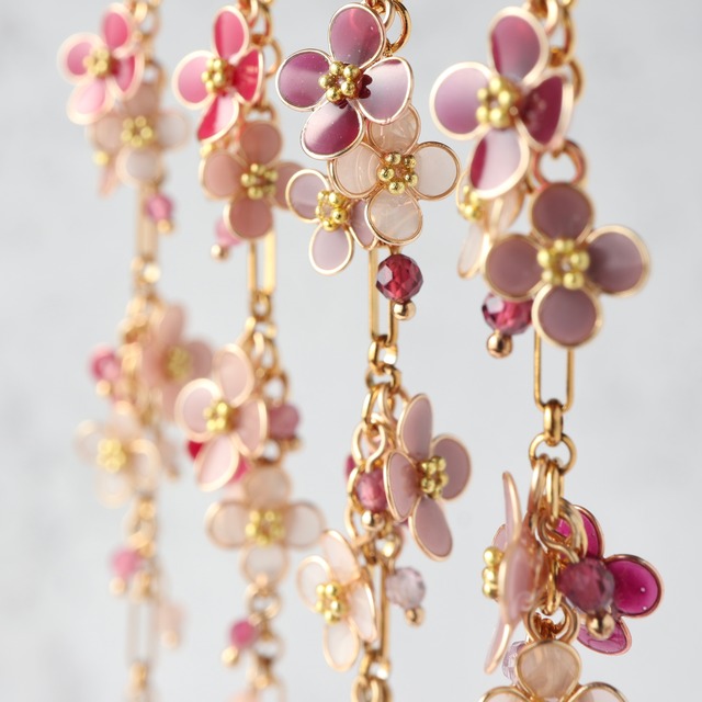 しだれ花 ―庭薺― | petite flower earrings