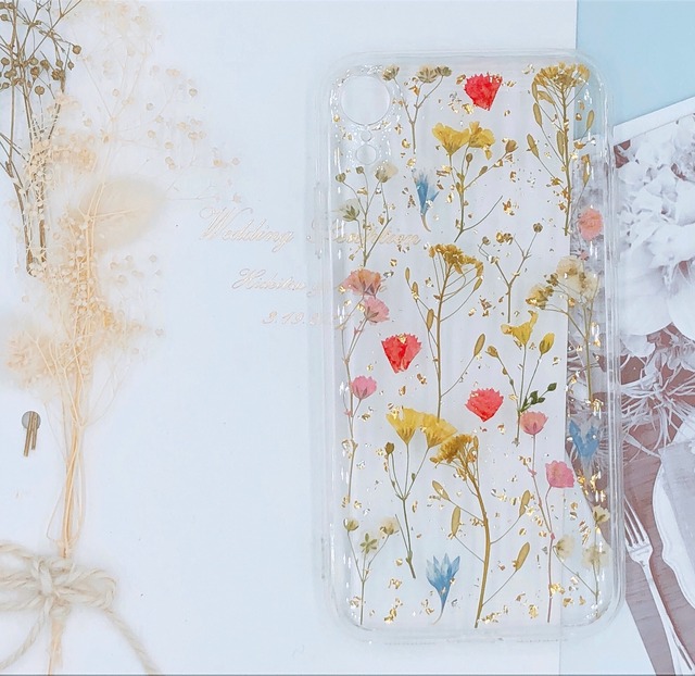 押し花 スマホケース かすみ草 クジャクソウ 矢車草 金箔入り Iphone ケース Chatnoir Fleur