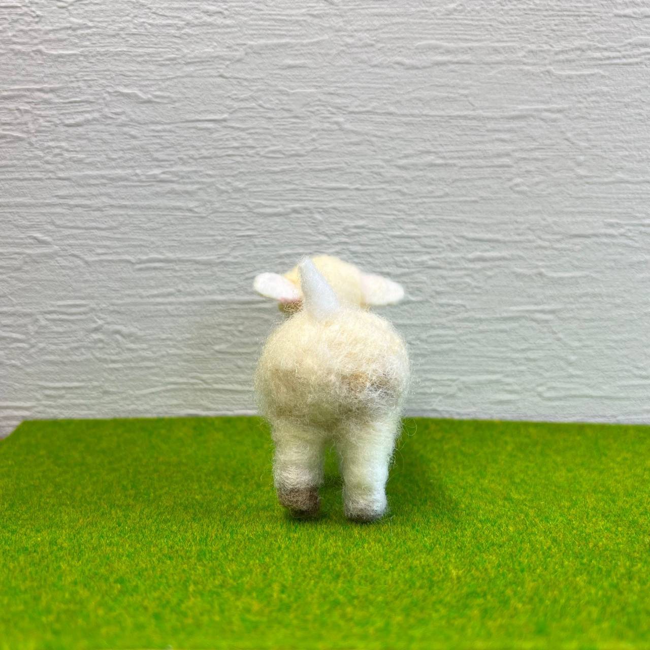 羊毛フェルト 山羊（ヤギ）①② 2種類 | トイロ｜水引・羊毛フェルト