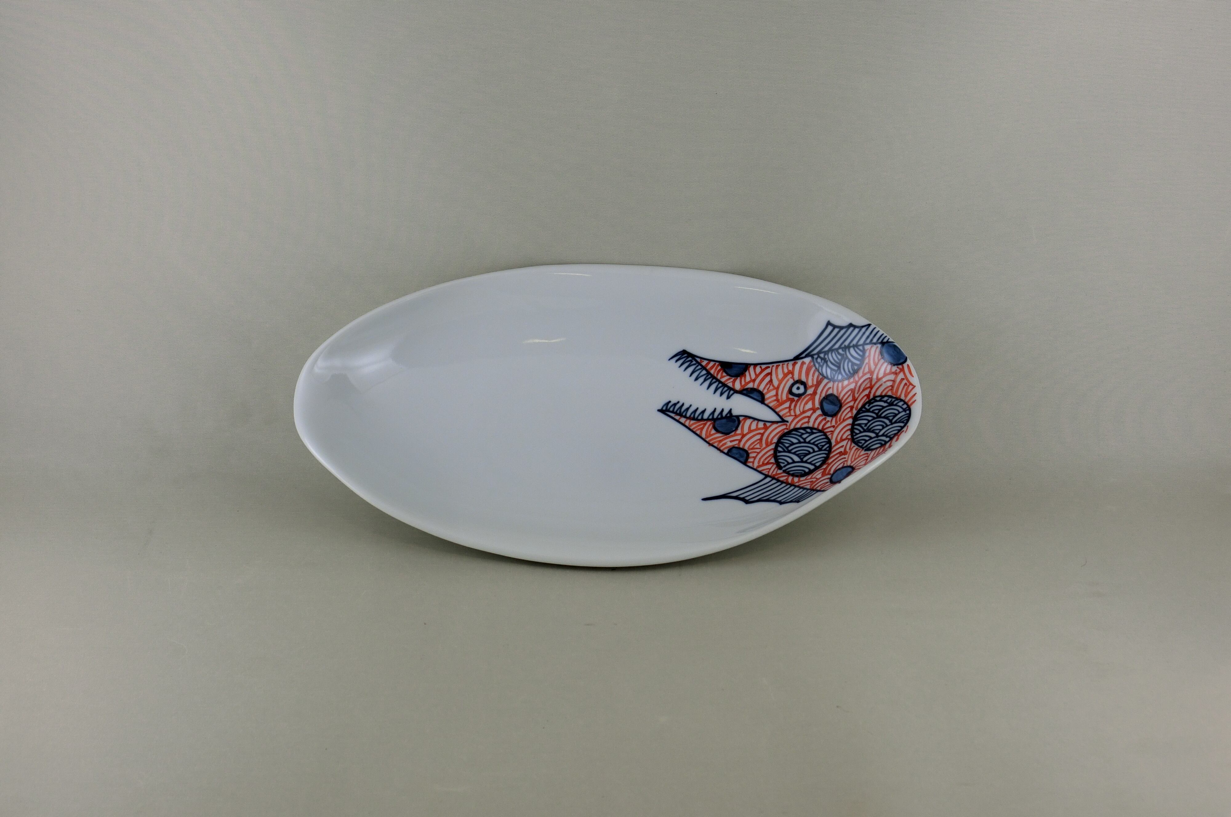 変魚シリーズ　楕円皿（赤）