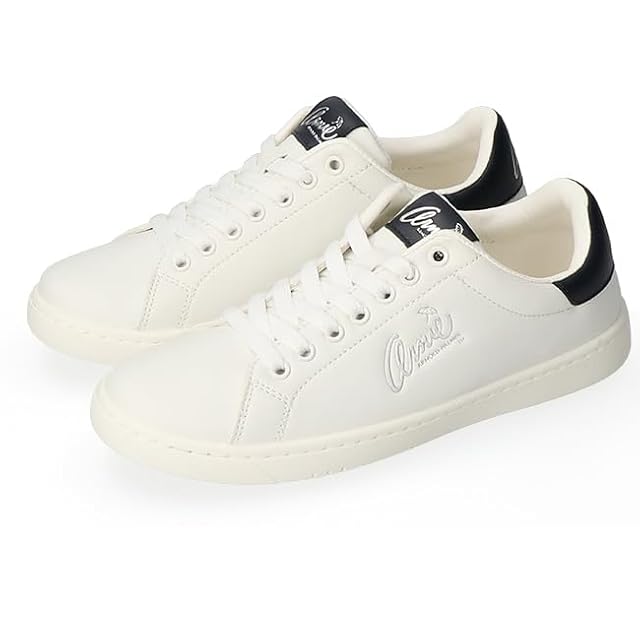 K・SWISS ケースイス レザースニーカー 本革 シールドロゴ 定番