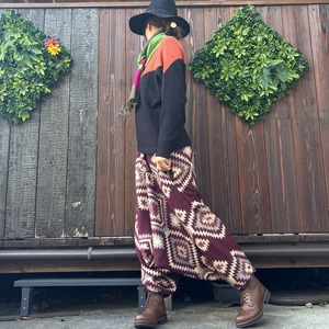 バイカラーニット