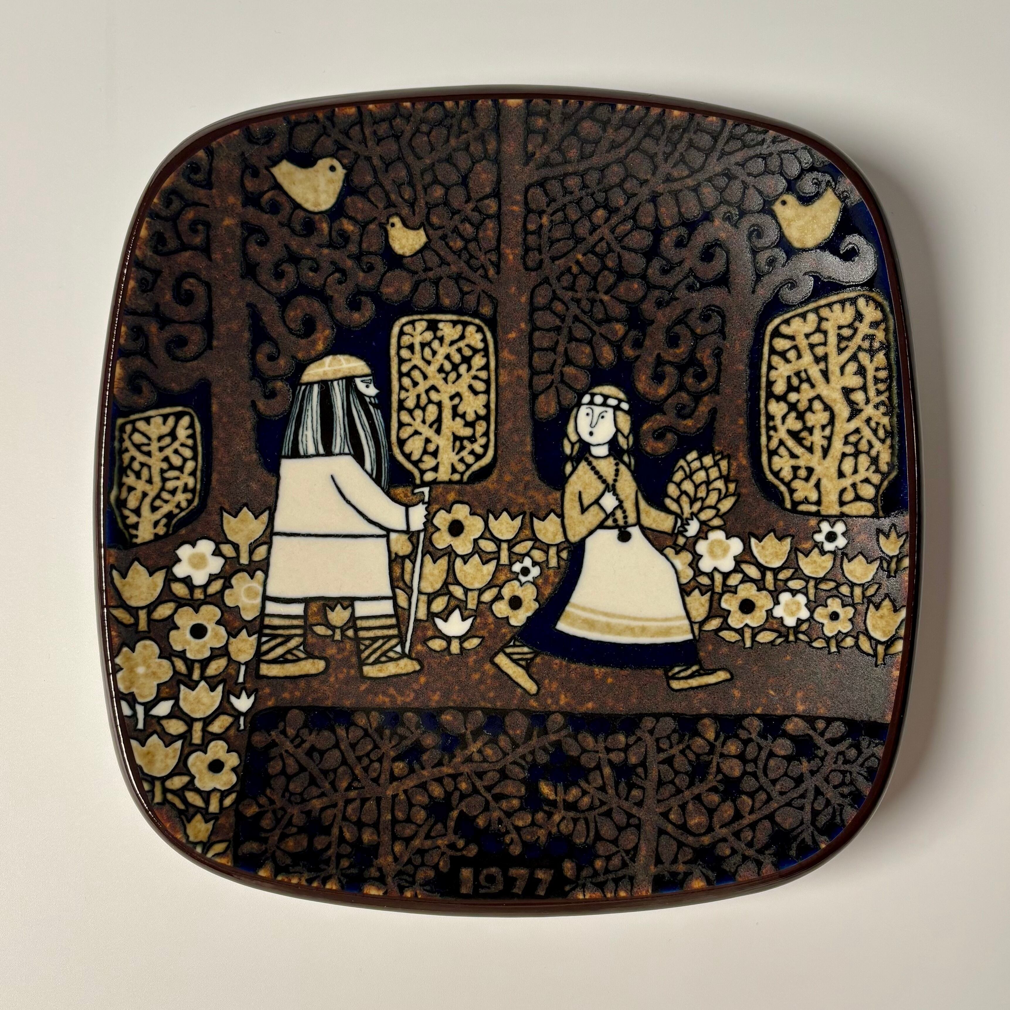 ARABIA Kalevala 1977 アラビア カレワラ イヤープレート 1977年 (外箱