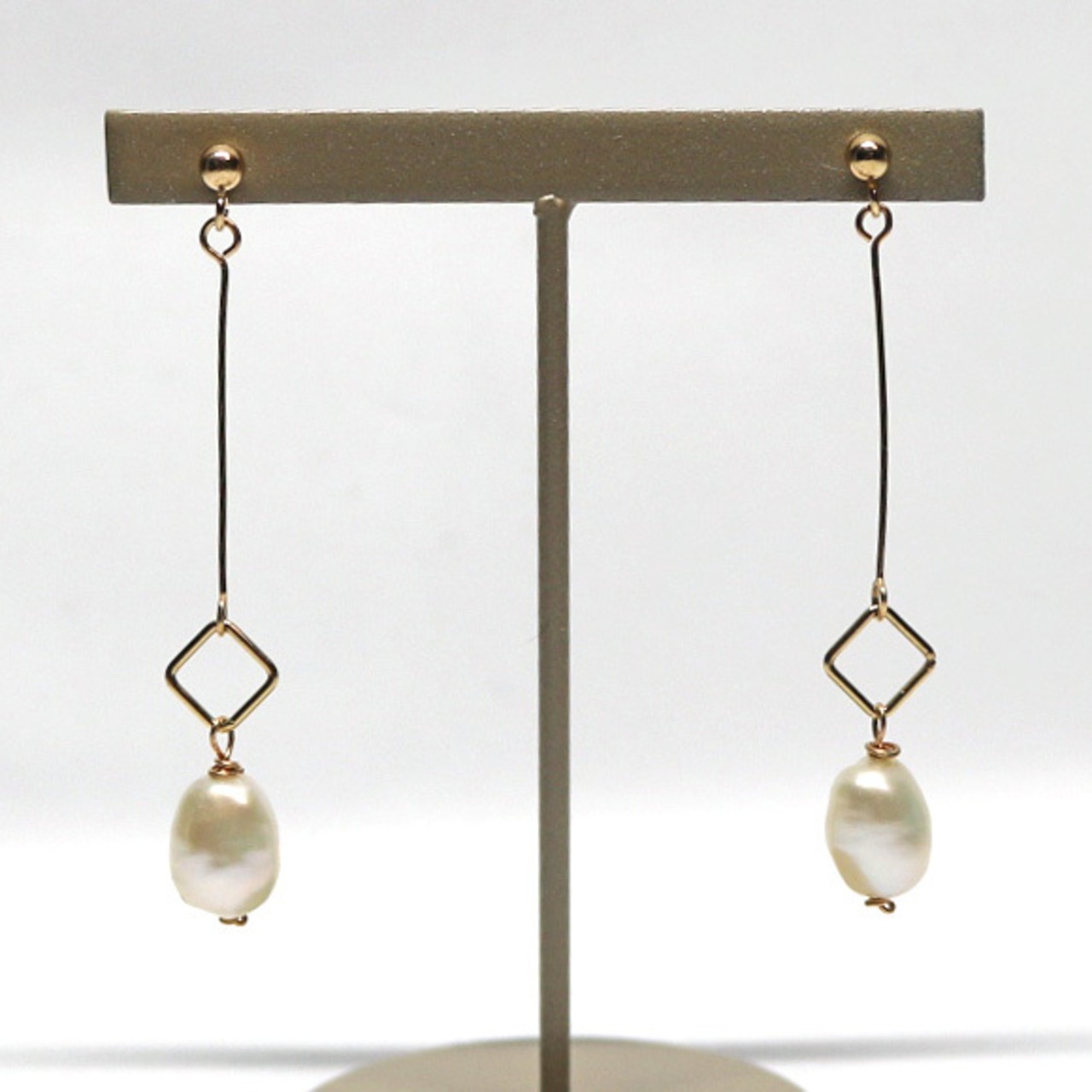 在庫限り K14gf 1粒淡水パール ラインピアス&イヤリング sl3_6_20200507pe02-sl3_6_20200507pp01