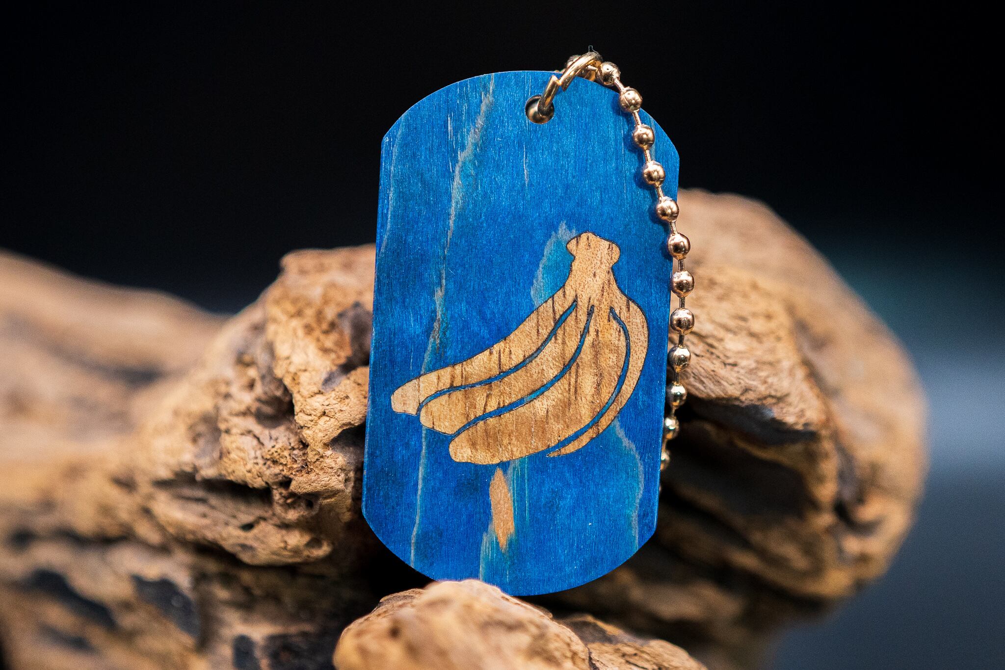 スタビライズドウッド メープル ドッグタグ 象嵌 ポップなバナナ