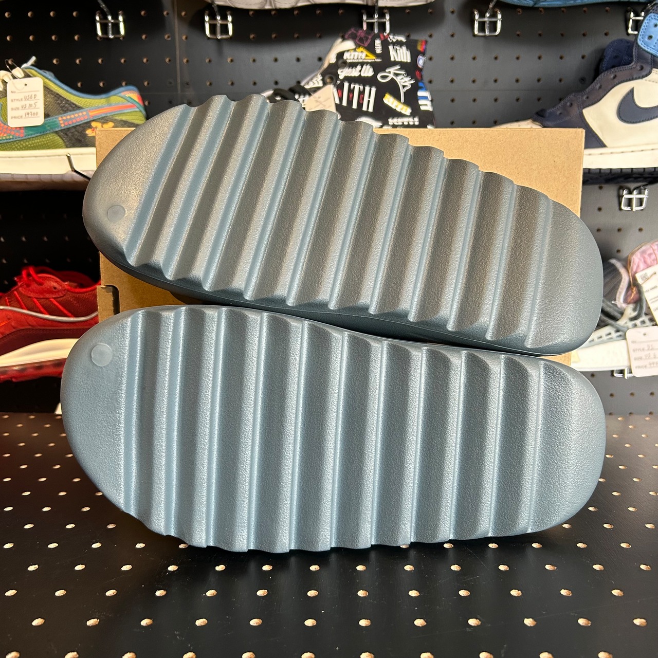 adidas YEEZY Slide "Slate Marine" US12/30.5cm