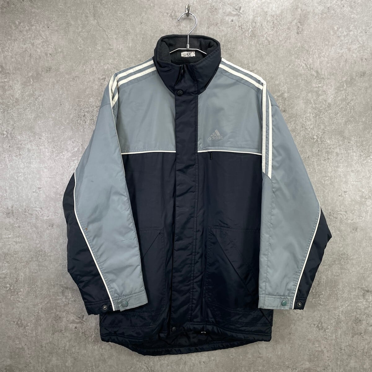 00年代 adidas アディダス ナイロンジャケット 中綿入り メンズL相当