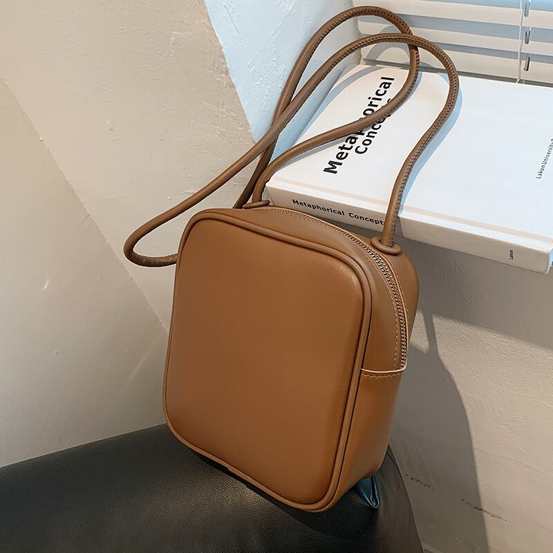 スタンダードサマーレッドスタイル レトロ 夏物 スクウェア メッセンジャーバッグ 手作りハンドバック65810273127