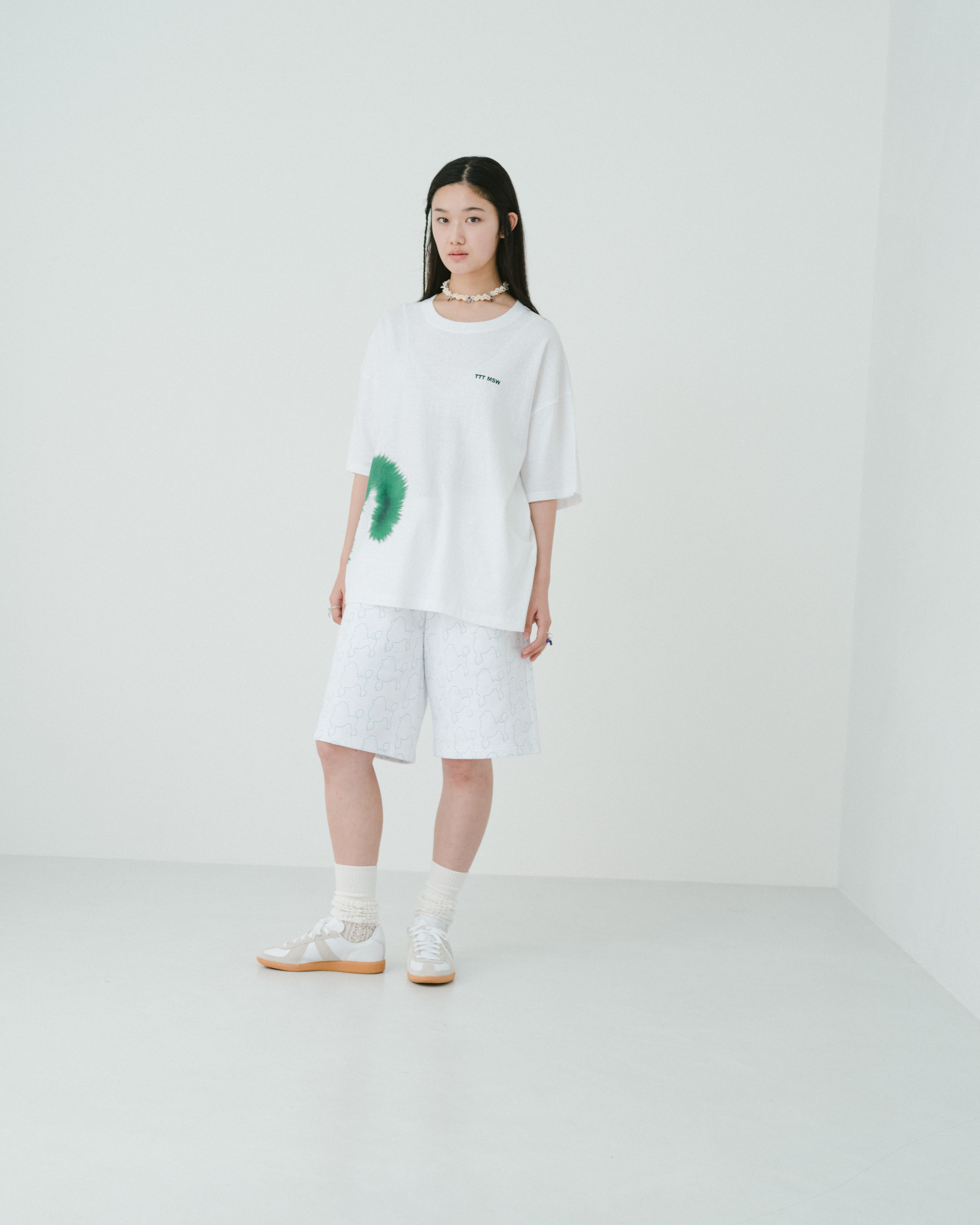 Green dog T-shirt（WHITE） | TTTMSW