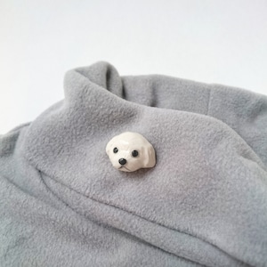 マルチーズのピンバッチ