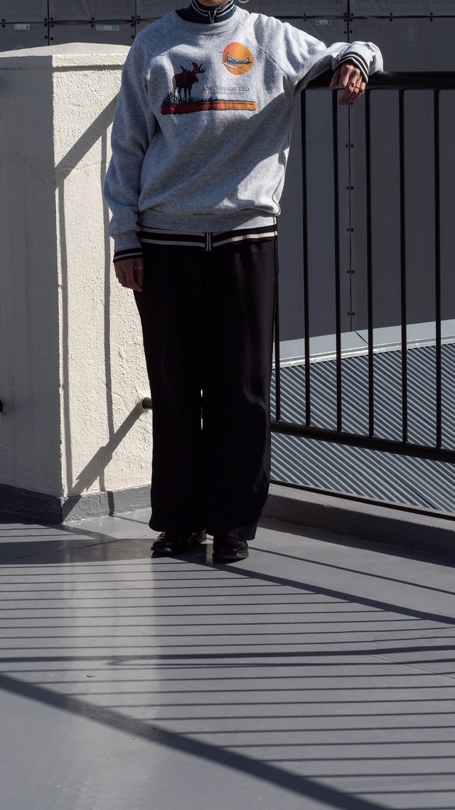 "Air Ivanhoe Ltd." '90s vintage PR sweat