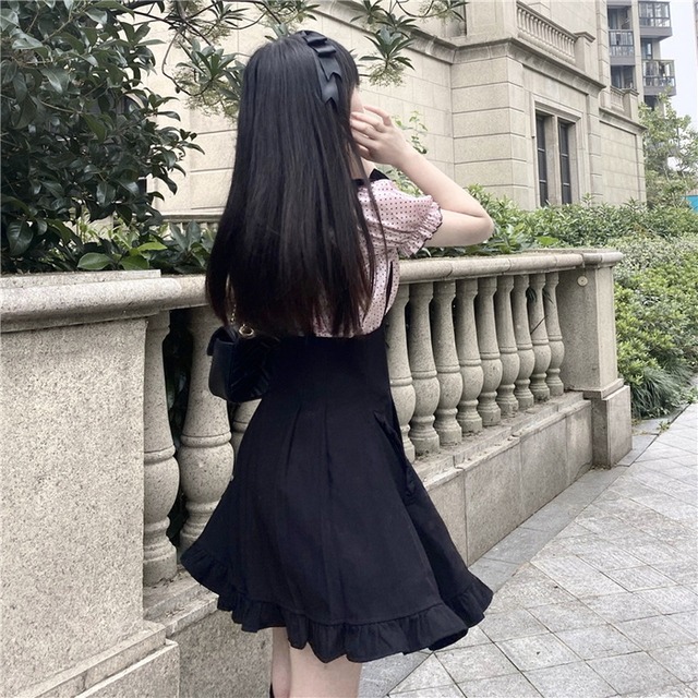 小悪魔系 ピンクシャツ ブラックスカート S M 15 Magical Peach まじもも