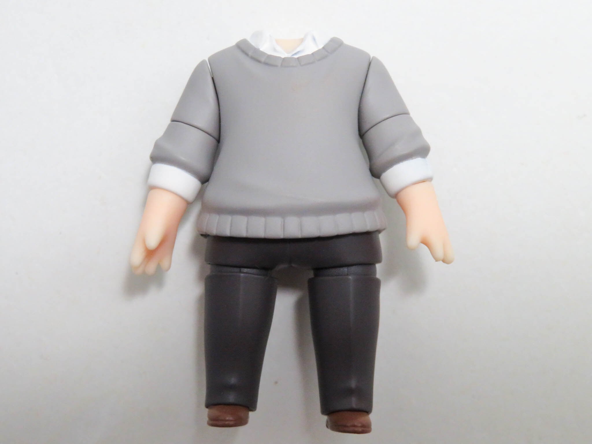 再入荷(A-ランク)【2663】 ロイド・フォージャー 私服Ver. 体パーツ 私服 ねんどろいど