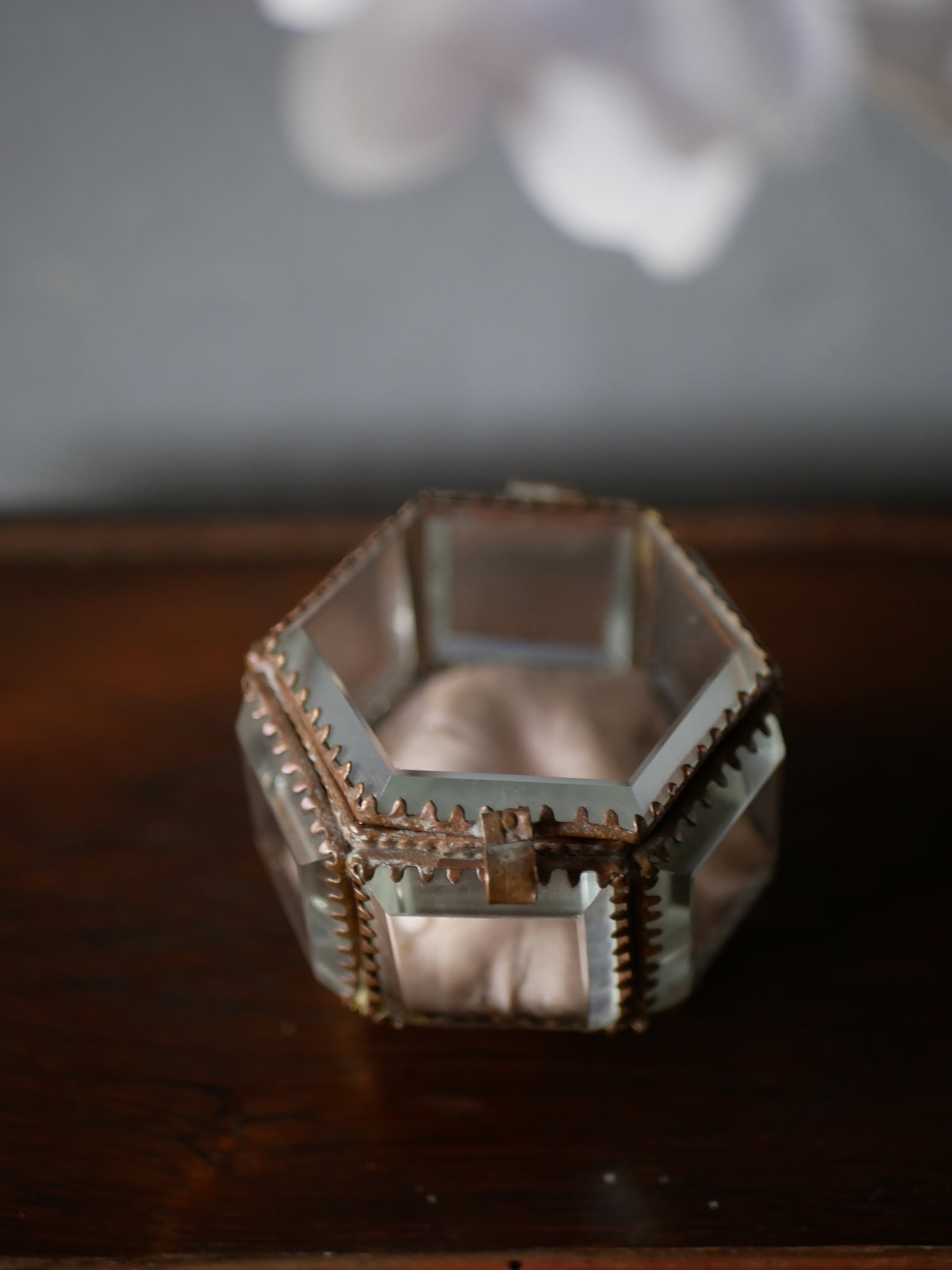 アンティークジュエリーボックス 薔薇 パール ゴールド ベロアピンク 花② アンティークジュエリーボックス 薔薇 パール ゴールド ベロア