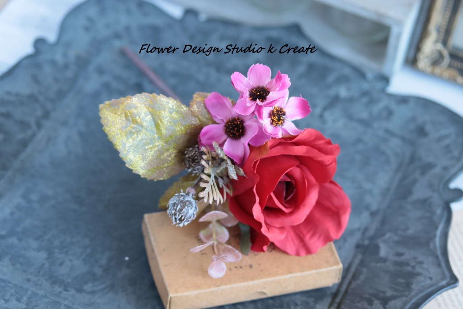 赤い薔薇とピンクコスモスのブーケ風髪飾り｜秋色髪飾り・フラメンコ髪