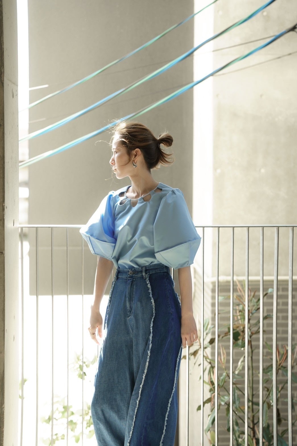 DAISY BLOUSE(blue)ご注文から1週間前後で発送 | roughlow