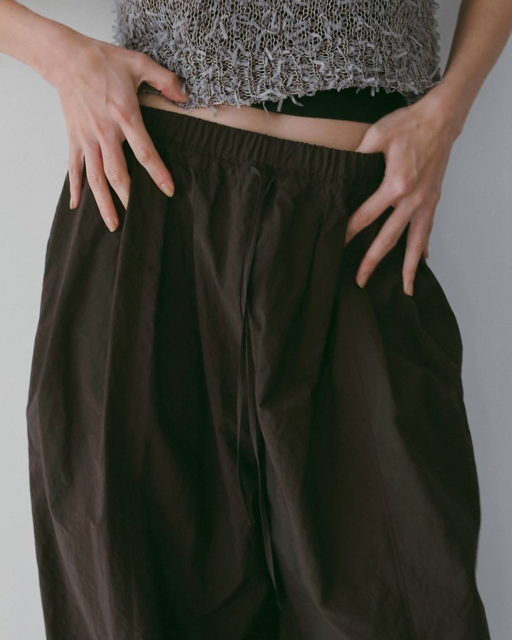 anuke アンヌーク Volumetuck Cocoon Pants 62610720 | ANERCA & L.I.V