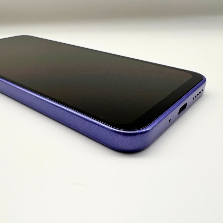 Libero 5G III アンドロイドスマホ SIMロック解除済み SIMフリー ワイ