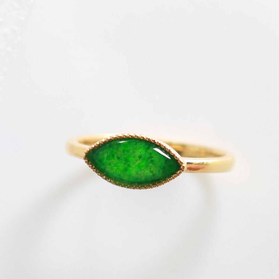 光にかざすと神秘的！ 深緑マーキス翡翠 K10YGリング A貨翡翠