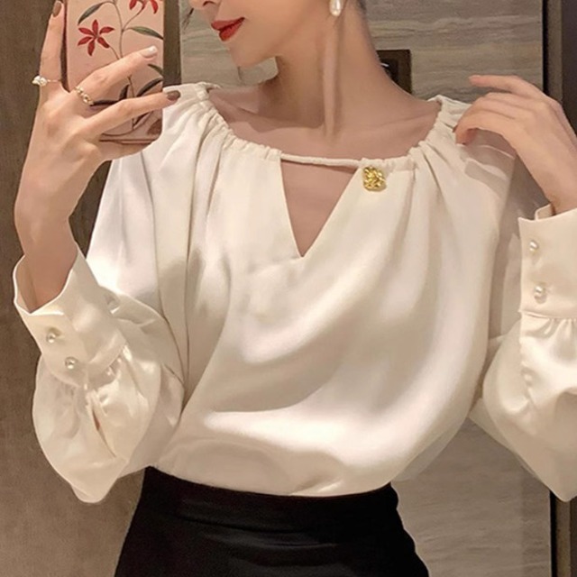 cutout v neck french blouse＜t3102>