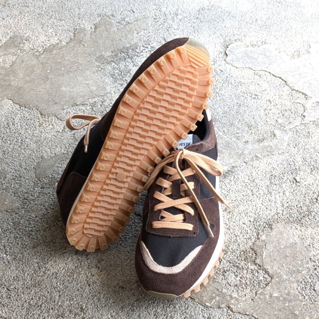 再入荷】NOVESTA ノベスタ MARATHON TRAIL （Black × Praline） | C