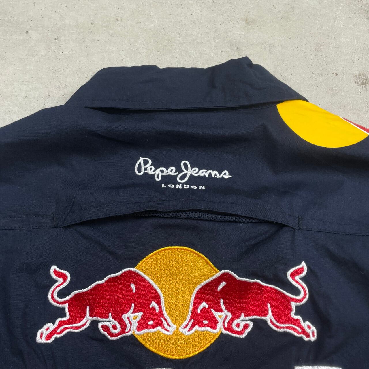 INFINITI RED BULL RACING 半袖レーシングシャツ 企業ロゴ刺繍