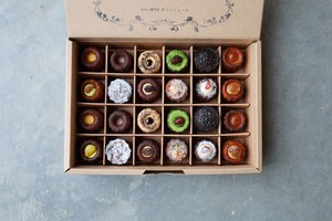 ガトーミュール　ミニカヌレ24個入