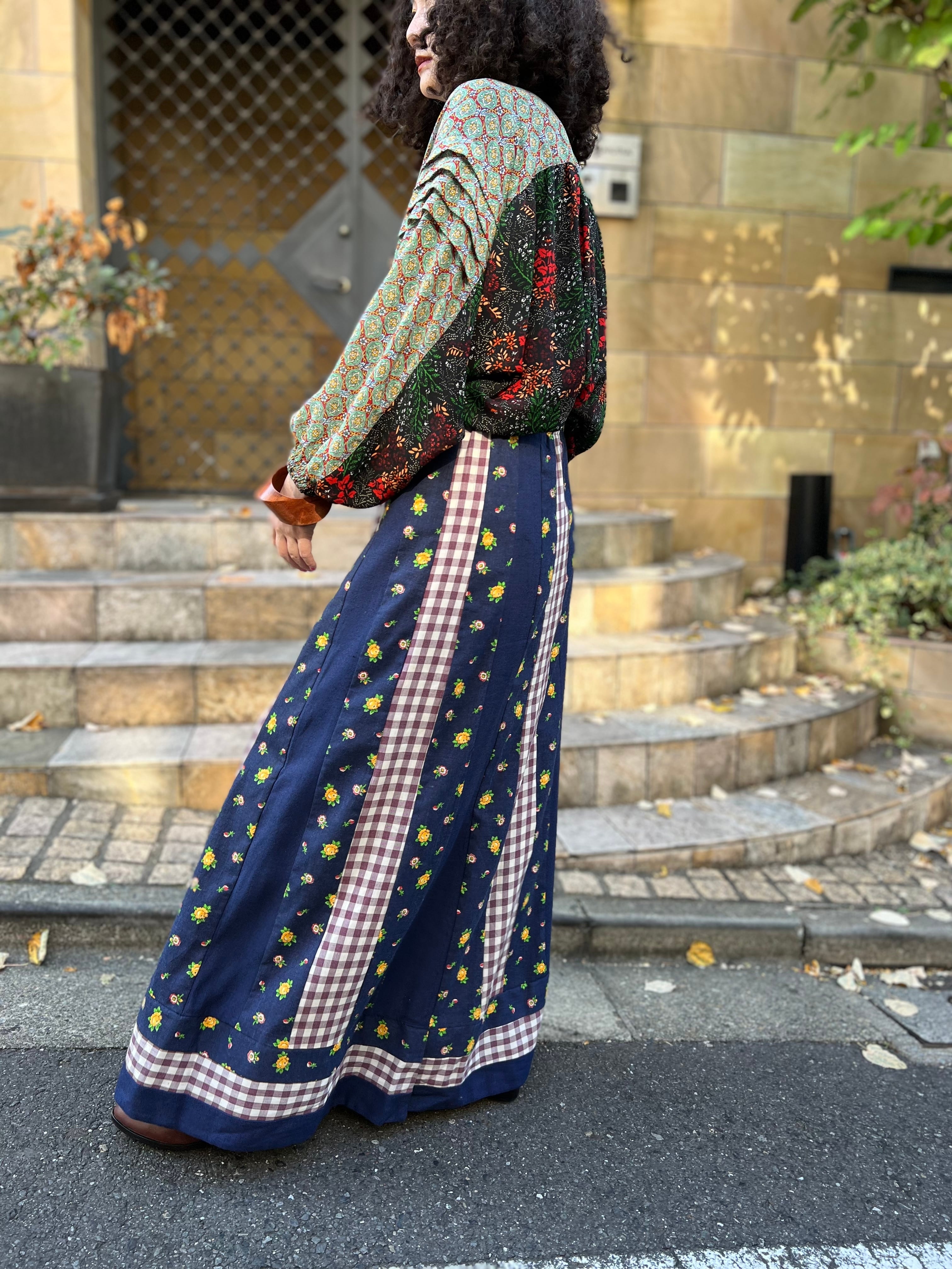 70s handmade navy floral × gingham check cotton long skirt