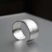 hatsuyuki 25mm (純銀) Bangle