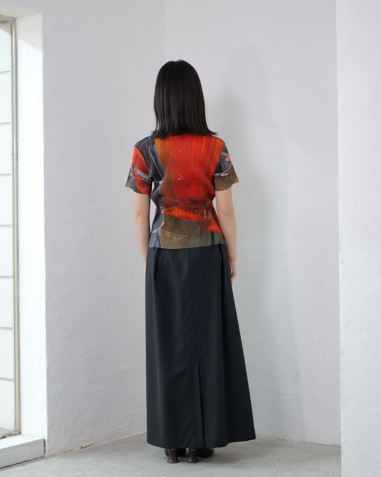 kotohayokozawa - Sheer Graphic Top ：Orange Wave｜工場風景グラフィック／軽やかなシアー