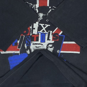 SEX PISTOLS 'PUNK'S NOT DEAD!' 397