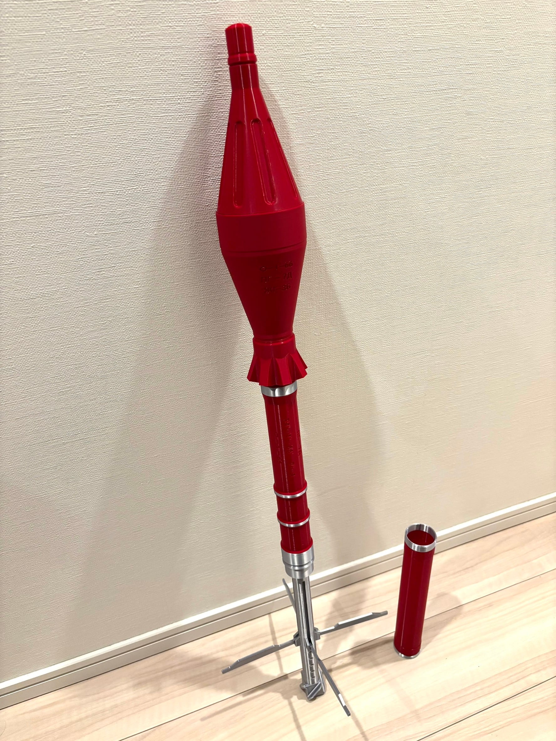 1:1 M72 LAW ロケット レプリカモデル(金属なし、発射機能なし) | 3D